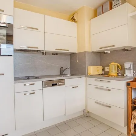3 Pieces Confort Et Calme - Proche Cannes & Plages Daire *